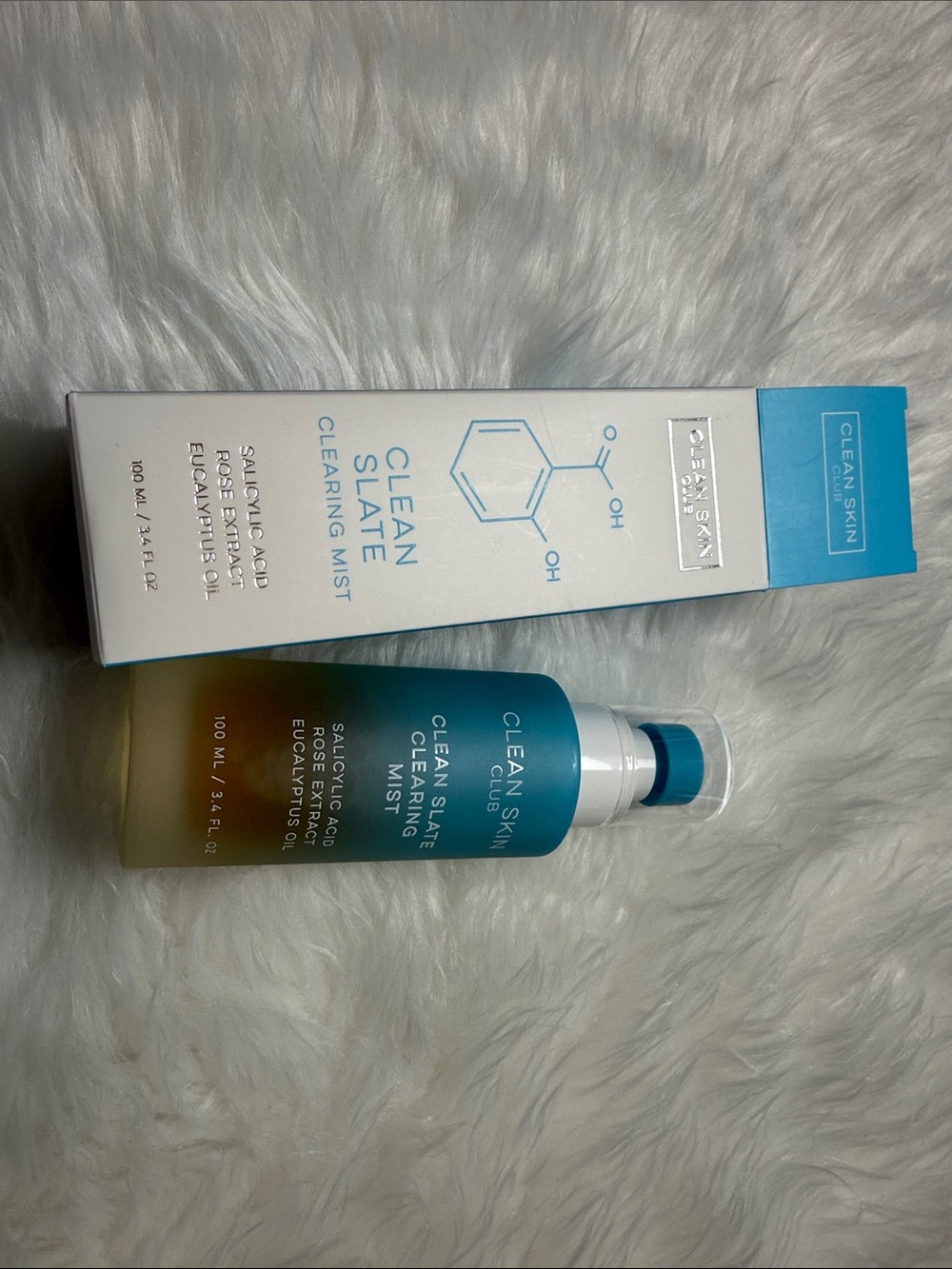 Clean Skin Club Clean Slate Clearing Mist - Blue